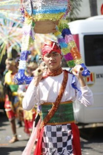 印尼亚运会接近尾声柬埔寨队夺得首枚金牌，印尼 亚运会